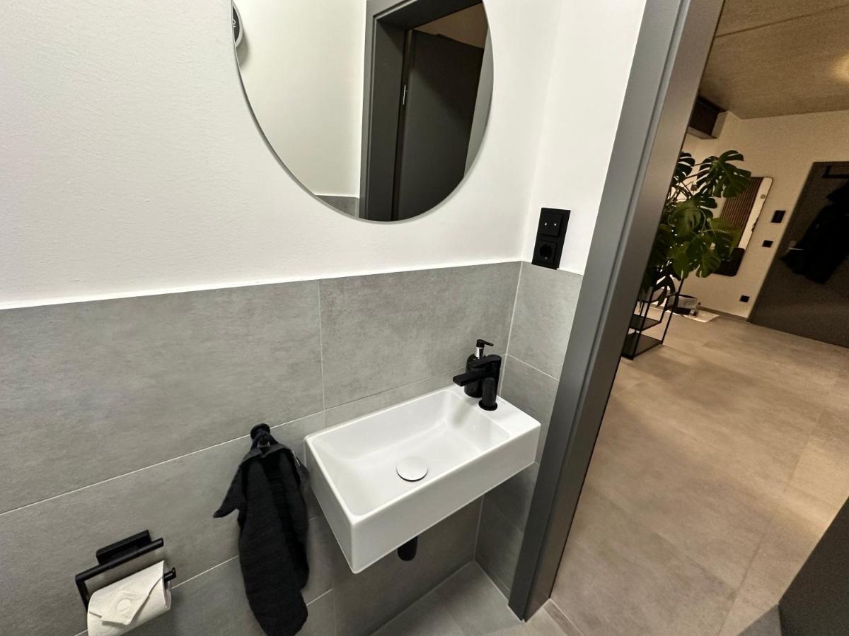 Luxurioeses Apartment Direkt Am Kanal 125 M² - Youpartments Munster  Extérieur photo