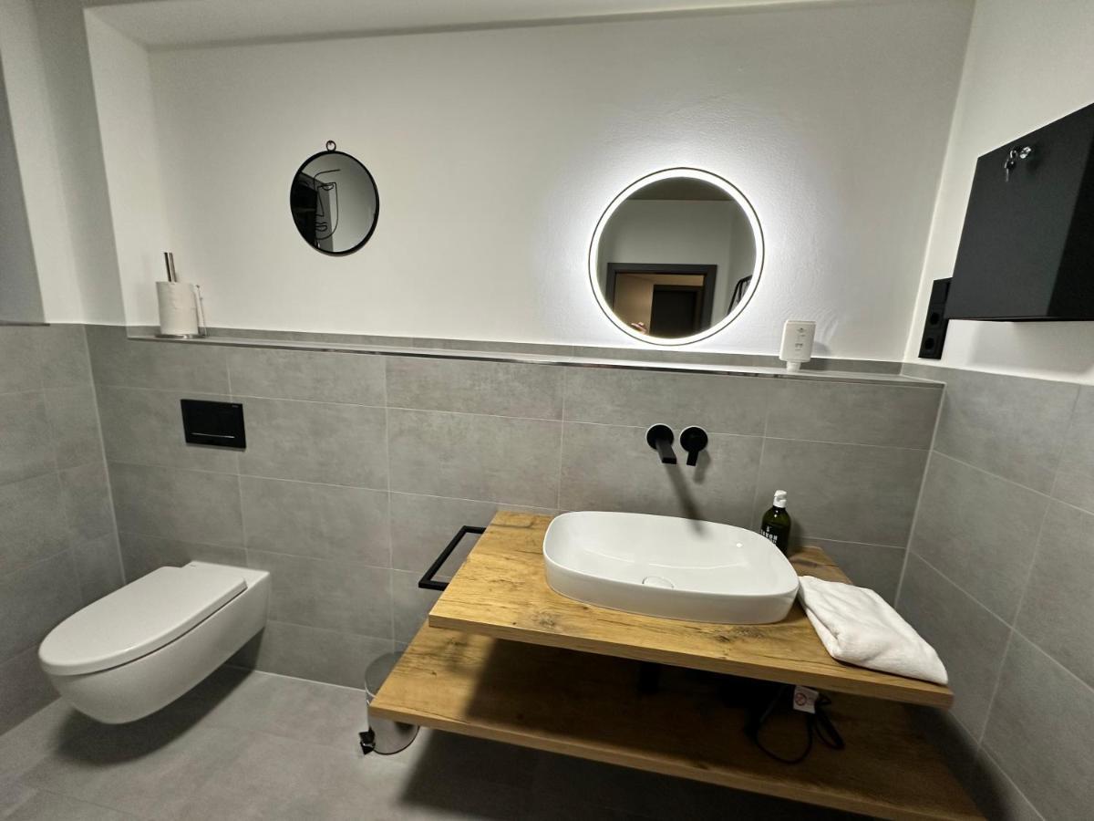 Luxurioeses Apartment Direkt Am Kanal 125 M² - Youpartments Munster  Extérieur photo