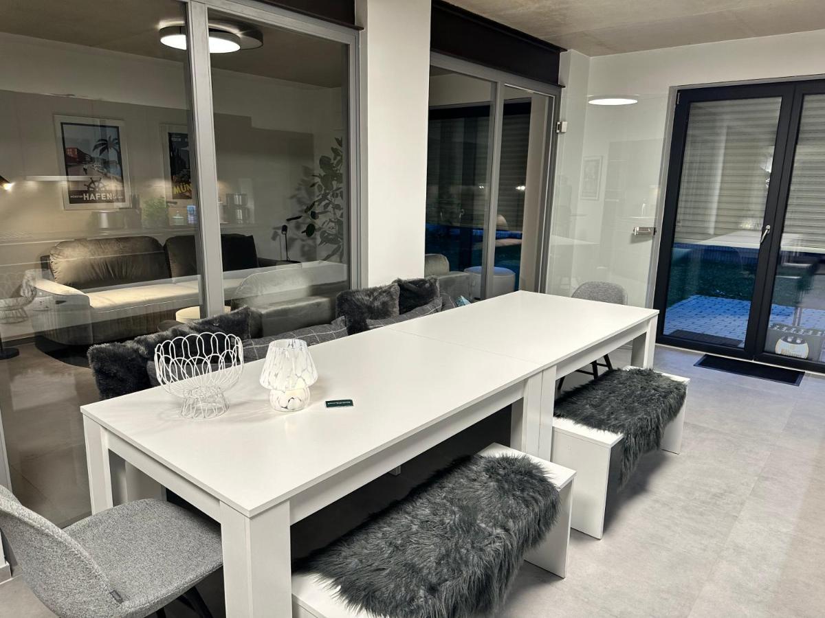 Luxurioeses Apartment Direkt Am Kanal 125 M² - Youpartments Munster  Extérieur photo